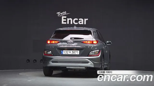 Hyundai Kona — Фото автомобиля 4