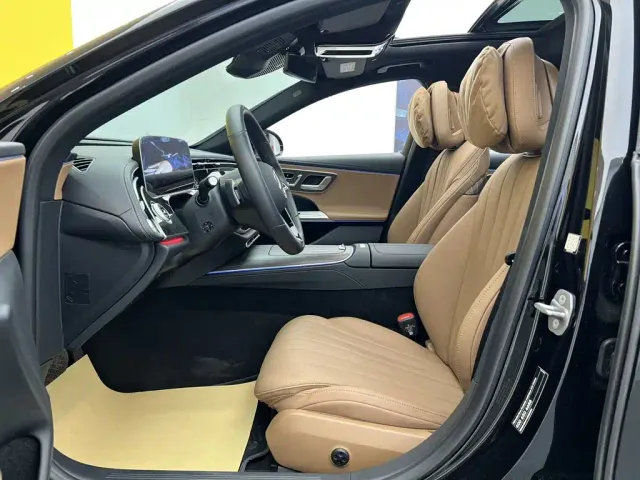 Mercedes-Benz E-Class — Фото автомобиля 19