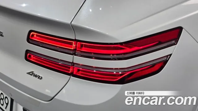 Genesis GV80 — Фото автомобиля 8