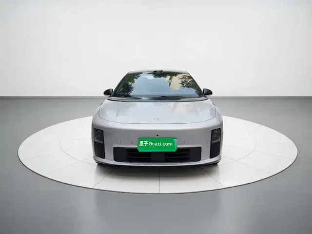 Li Auto i6 — Фото автомобиля 2