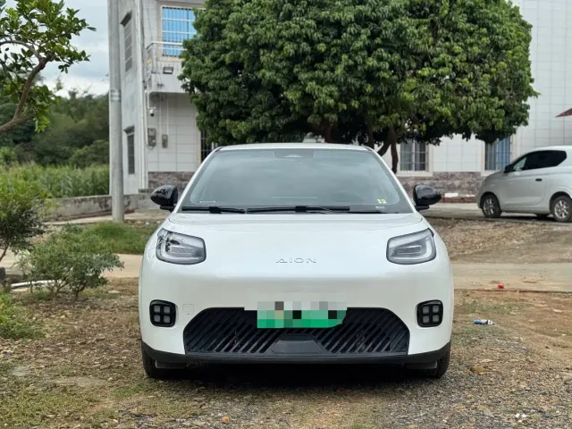 GAC Aion UT — Фото автомобиля 2