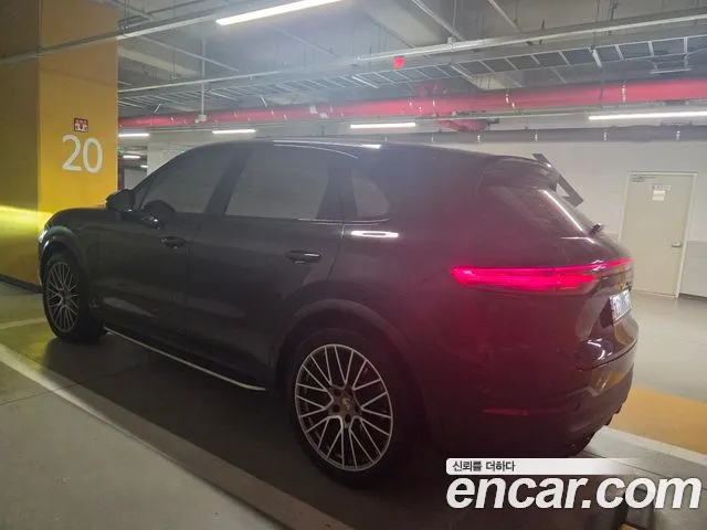 Porsche Cayenne PO536 — Фото автомобиля 3