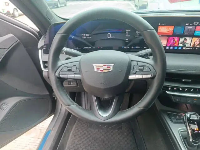 Cadillac CT5 — Фото автомобиля 2