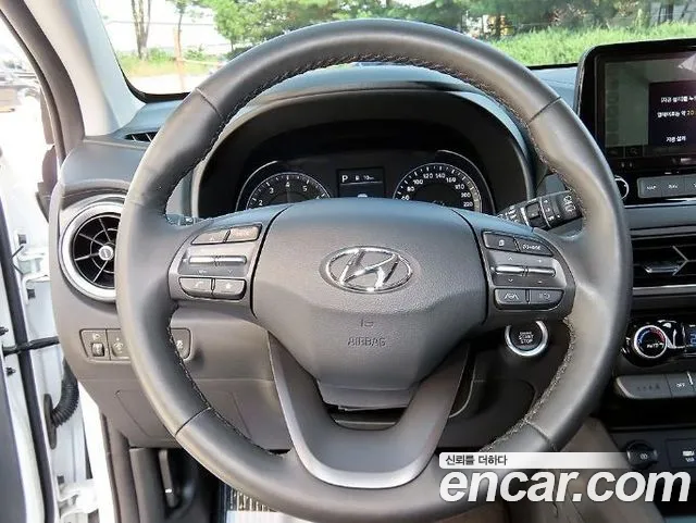Hyundai Kona Kona (New) — Фото автомобиля 8