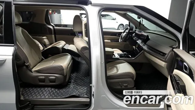 Kia Canival Carnival 4 поколение Бензин 7 мест Signature — Фото автомобиля 11