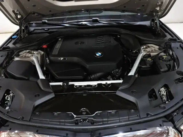 BMW 5 Series — Фото автомобиля 19