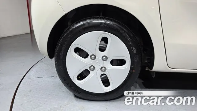 Kia RAY Новый Kia Ray Фургон — Фото автомобиля 5
