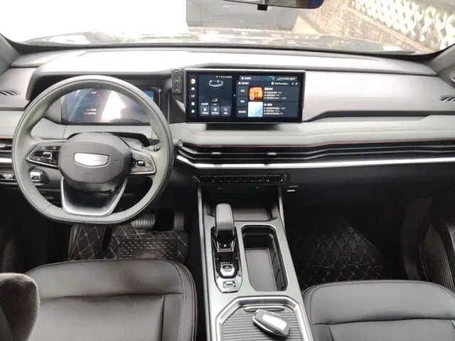 Geely Haoyue L — Фото автомобиля 11