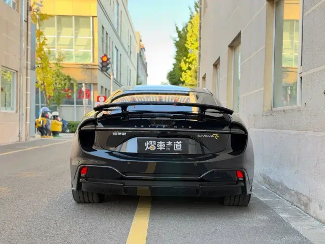 Lotus Emeya — Фото автомобиля 4