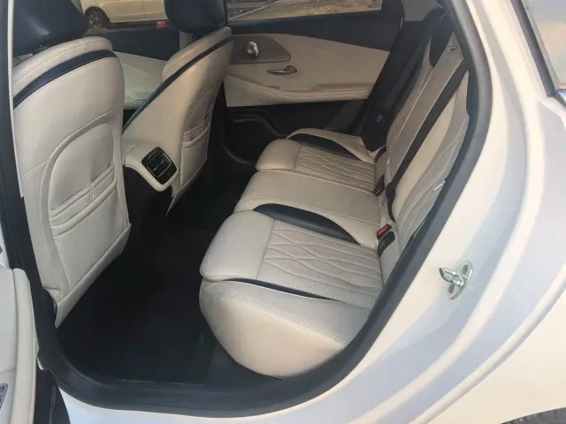 Chery Arrizo 8 — Фото автомобиля 7