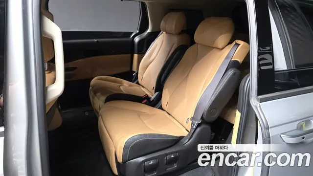 Kia Canival Carnival 4 поколение Бензин 7 мест Noblesse — Фото автомобиля 24