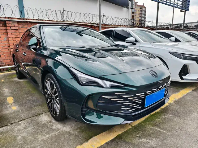 MG MG7 2023 1.5T DCT Ultimate Comfort Edition — Фото автомобиля 3