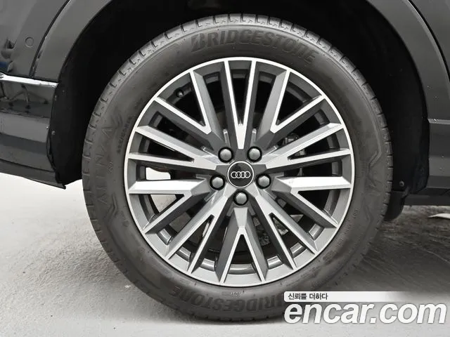 Audi Q3 F3 — Фото автомобиля 5