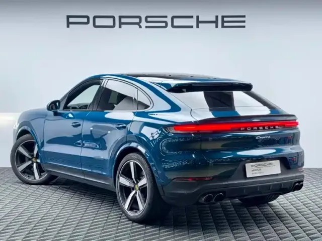 Porsche Cayenne — Фото автомобиля 5
