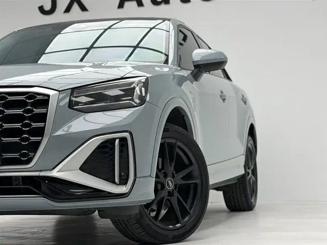 Audi Q2L — Фото автомобиля 4