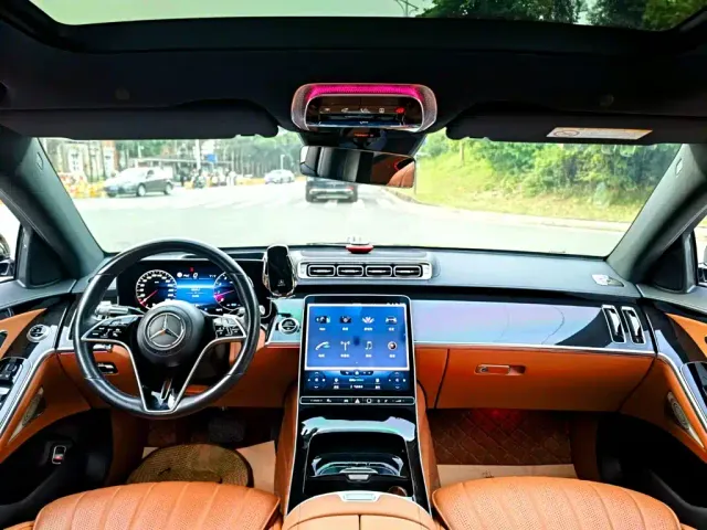 Mercedes-Benz S-Class — Фото автомобиля 8