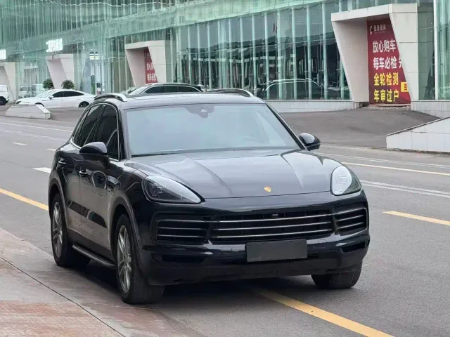 Porsche Cayenne New Energy 2021 Cayenne E-Hybrid 2.0T — Фото автомобиля 3