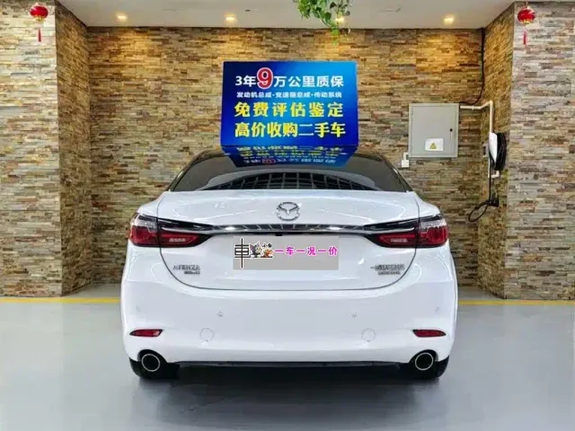 Mazda Atenza — Фото автомобиля 4
