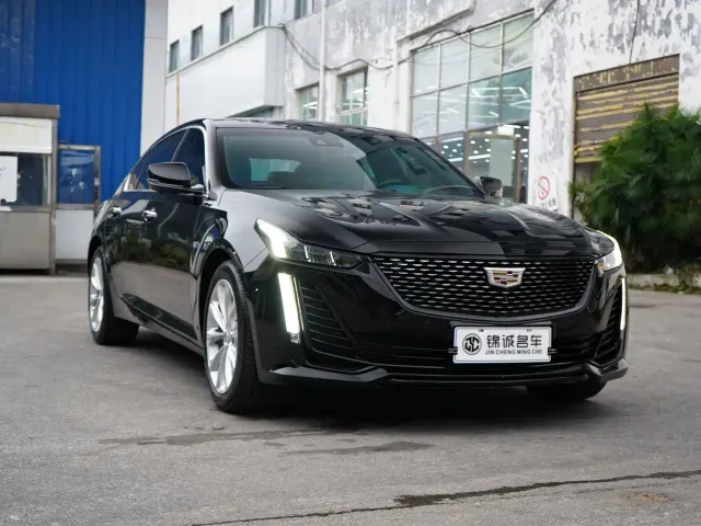 Cadillac CT5 — Фото автомобиля 3