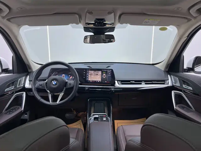 BMW X1 — Фото автомобиля 19