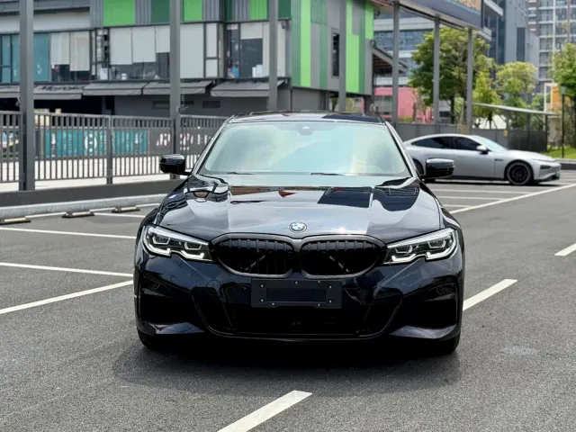 BMW 3 Series — Фото автомобиля 3