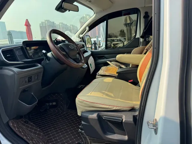 Ford Transit — Фото автомобиля 5