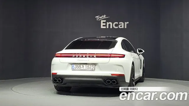 Porsche Panamera 976 — Фото автомобиля 4