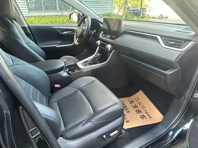 Toyota Wildlander — Фото автомобиля 2