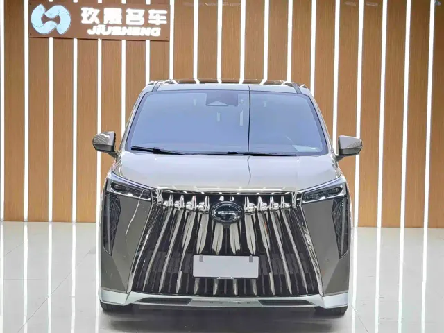 GAC Trumpchi M8 — Фото автомобиля 2