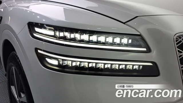 Genesis GV80 2.5T Бензин AWD — Фото автомобиля 18