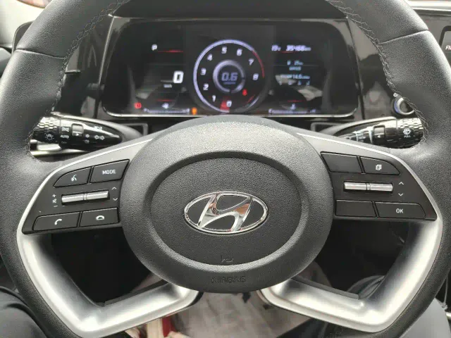 Hyundai Elantra — Фото автомобиля 12