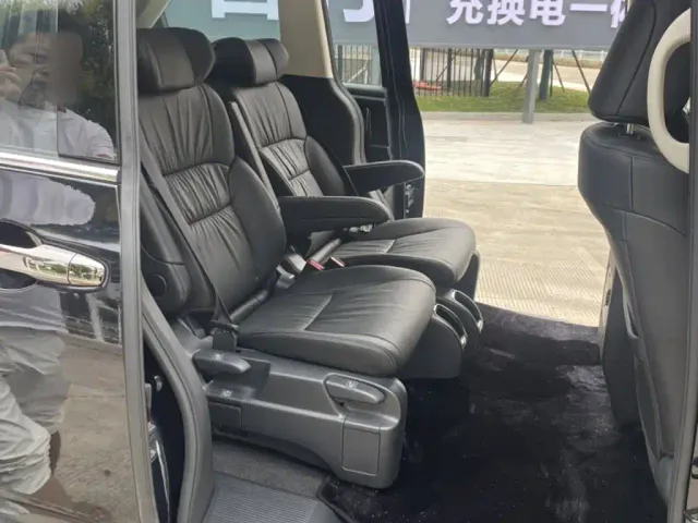 Honda Odyssey 2026 2.0L e:HEV Sharp·Intelligent Edition — Фото автомобиля 5