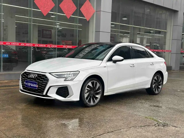 Фотография автомобиля — Audi A3