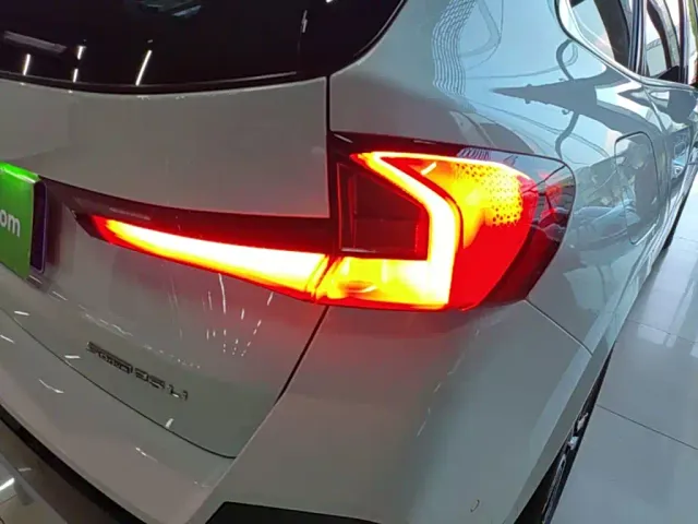 BMW X1 — Фото автомобиля 7