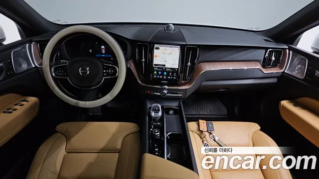 Вольво XC60 — Фото автомобиля 7