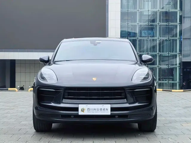 Porsche Macan — Фото автомобиля 3