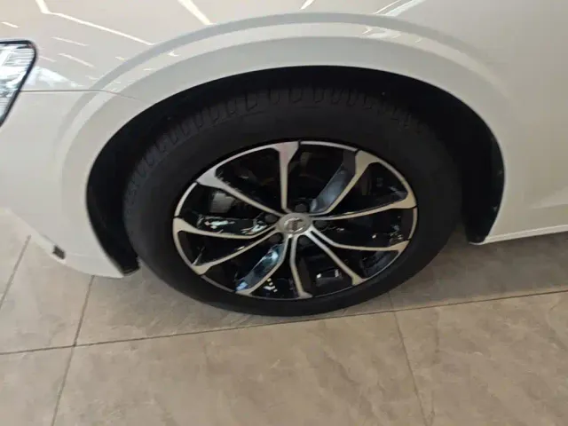 Volvo S60 — Фото автомобиля 22