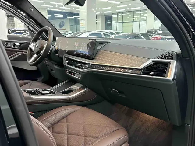 BMW X5 — Фото автомобиля 14