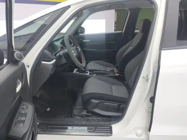 Honda Fit — Фото автомобиля 9