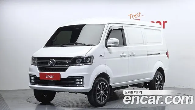Фотография автомобиля — Xin yuan ET Van
