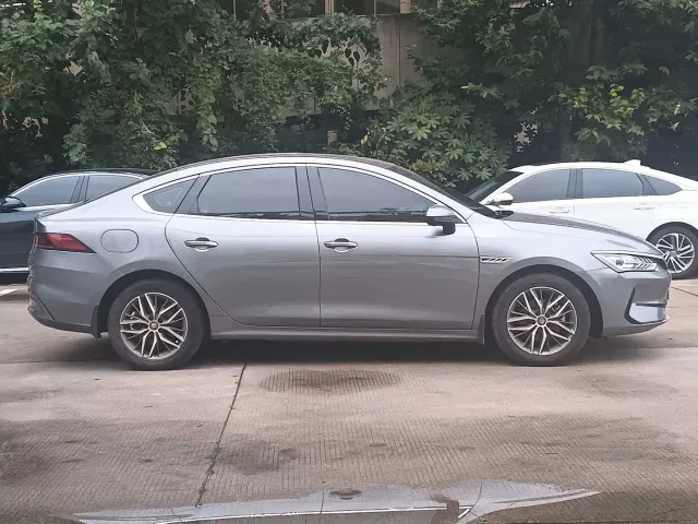 BYD Qin PLUS — Фото автомобиля 9