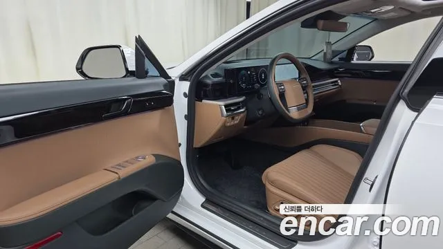 Hyundai Grandeur GN7 — Фото автомобиля 15