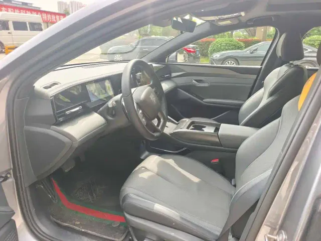 BYD Qin L — Фото автомобиля 7