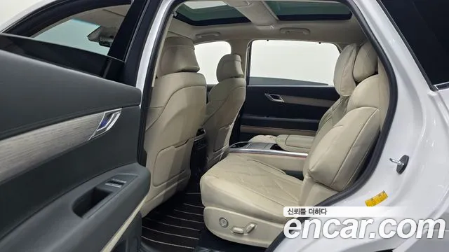 Genesis GV80 — Фото автомобиля 18
