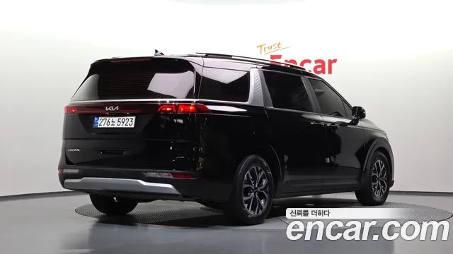 Kia Canival Carnival 4 поколение Бензин 9 мест Prestige — Фото автомобиля 2