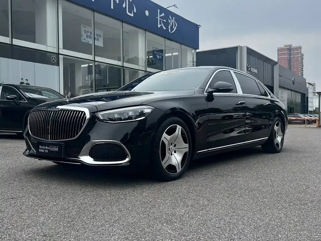 Mercedes-Benz Maybach S-Class 2025 Model S 480 4MATIC — Фото автомобиля 4