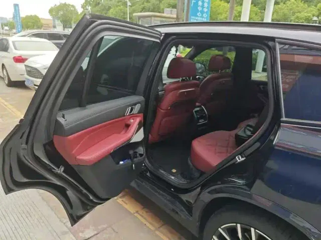 BMW X5 — Фото автомобиля 3