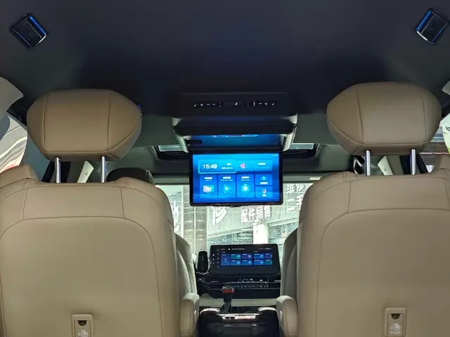 Toyota Sienna — Фото автомобиля 26