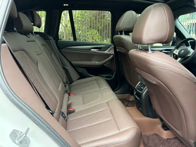 BMW X3 — Фото автомобиля 14