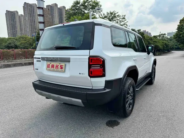 Toyota Prado — Фото автомобиля 17